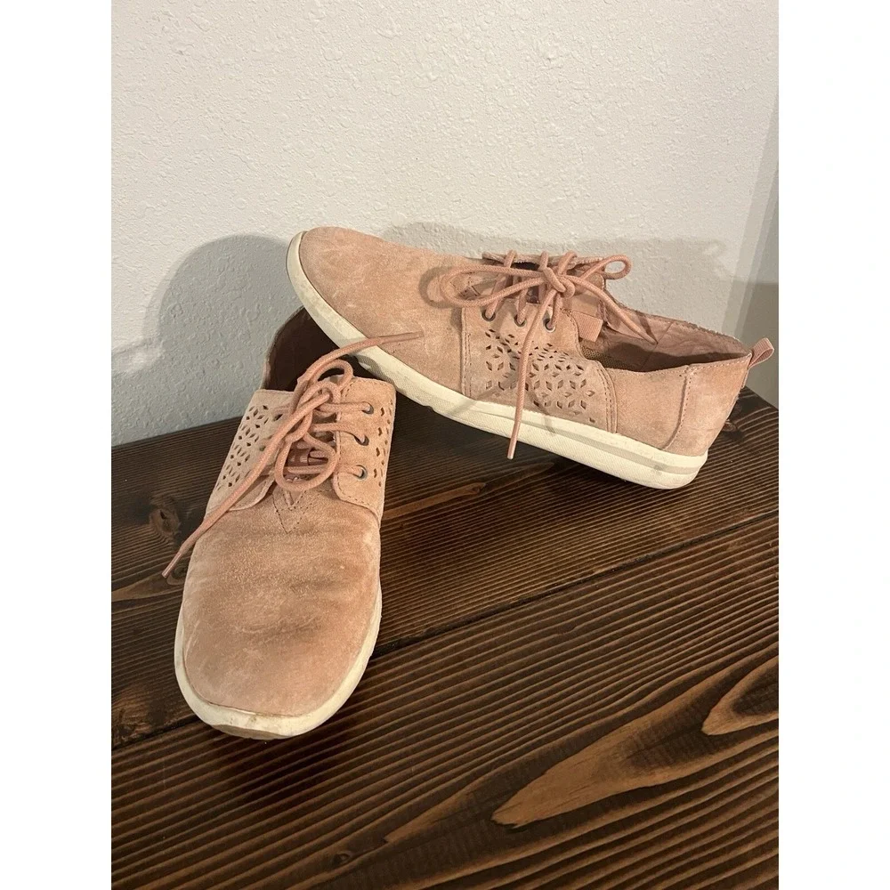 Toms Womens Del Ray Size 9.5 Casual Suede Tennis Shoes Light Pink